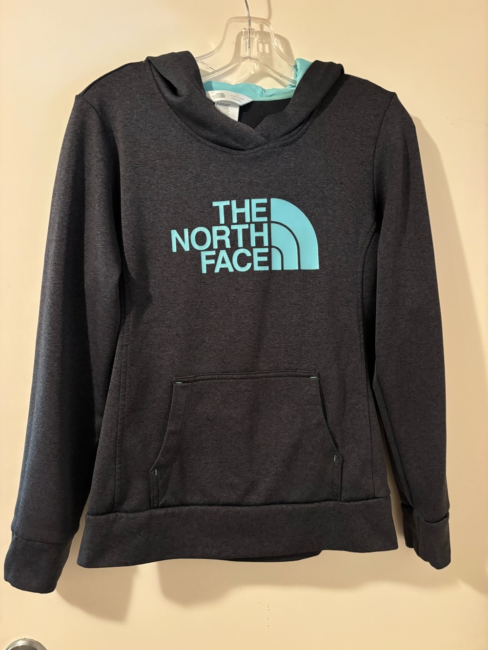 The North Face Fave Pullover Women's Hoodie, Small Petite, Like New
